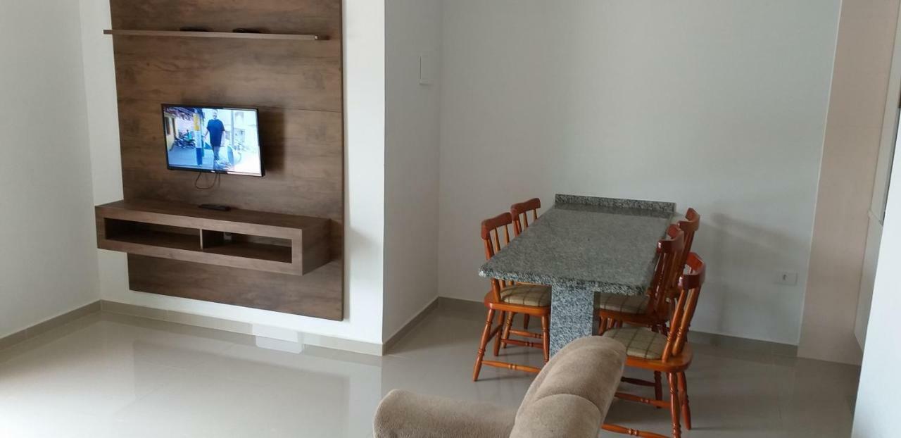 Conjunto Residencial Verdes Mares * Guaratuba